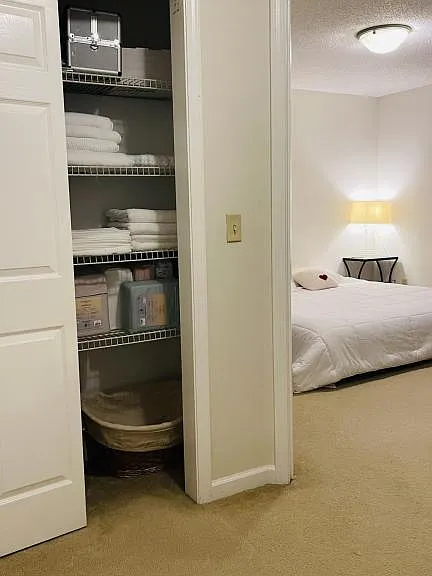 1129 Miller Dr — Photo 3