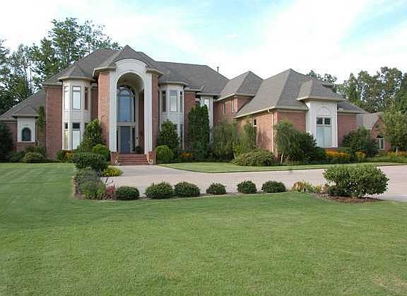 2nd image of 10556 Graybourne Dr