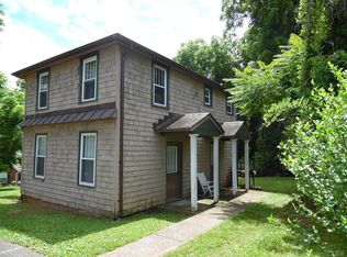 116 Lee St, Amherst, VA 24521