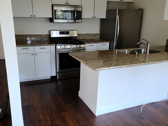 5th image of 15240 Ocaso Ave Unit 201