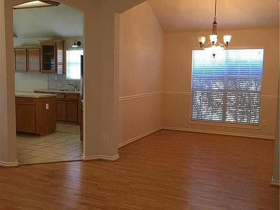 5th image of 412 Canoe Dr