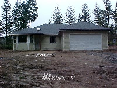 1st image of 5056 Lake Helena