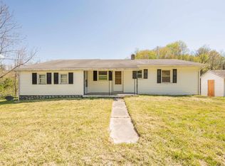 305 Sinking Spring Holw, New Castle, VA 24127