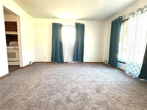 5th image of 4502 W 152nd St