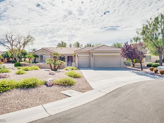 2nd image of 2601 Bakersfield Ct