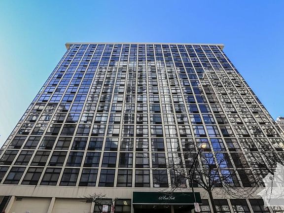 3rd image of 69 E Scott St #2BR