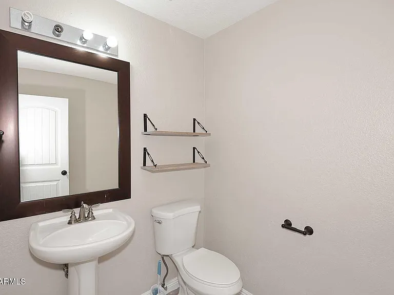 3249 S Chaparral Rd — Photo 14