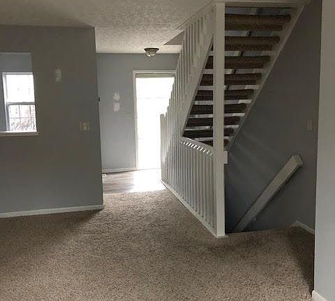5th image of 4026 Parkcove Dr