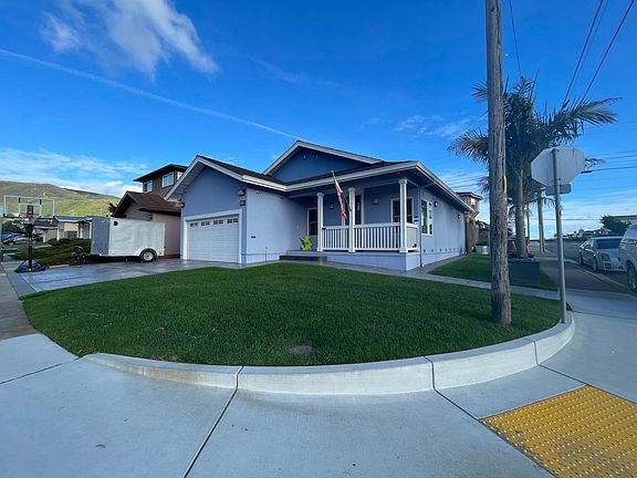 3rd image of 300 Evergreen Dr