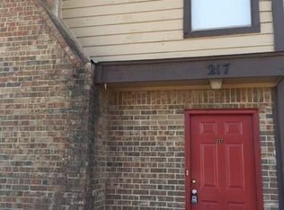 217 Cambridge Dr, Saginaw, TX 76179