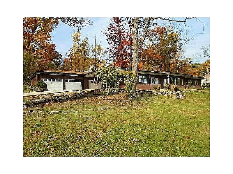 111 Oakhurst Dr photo 1