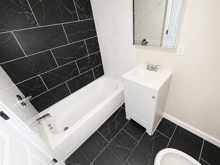 83 Lindsley Ave #3 — Photo 9