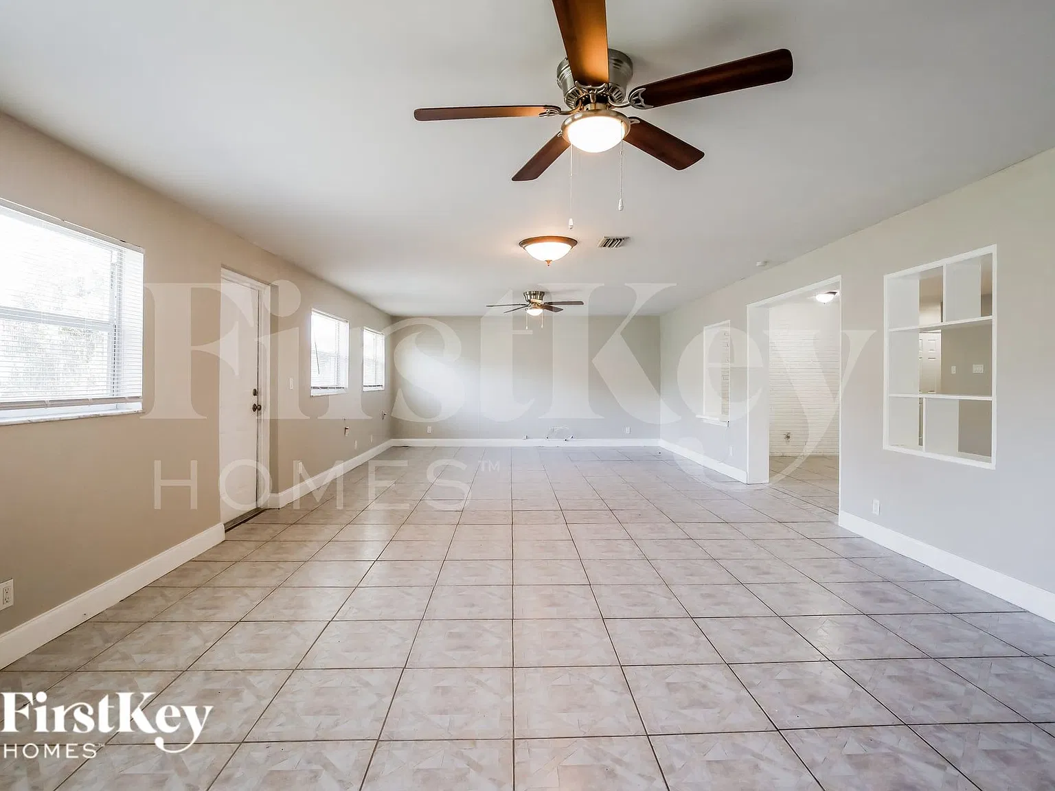 4 bed, 2.0 bath, 1934 sqft, $3,365 — Photo 3