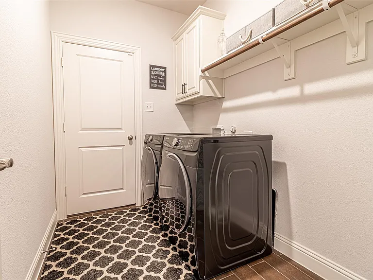 1533 Summit View Ln — Photo 19