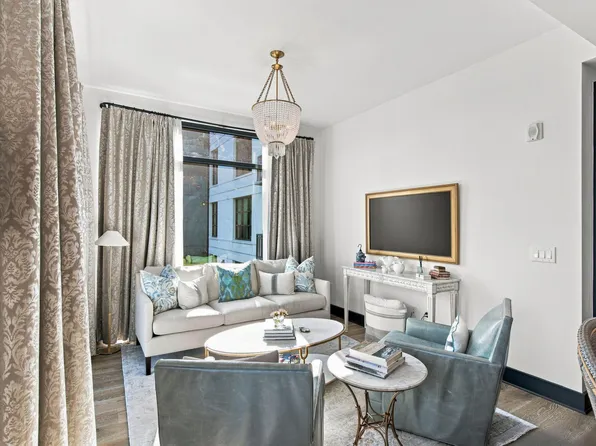 5 Gadsdenboro St Unit 319, Charleston, SC 29401