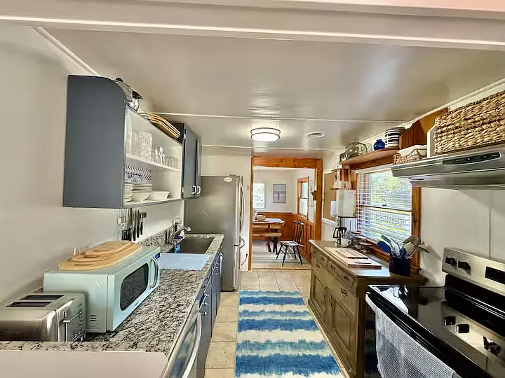 309 S Shore Dr — Photo 9