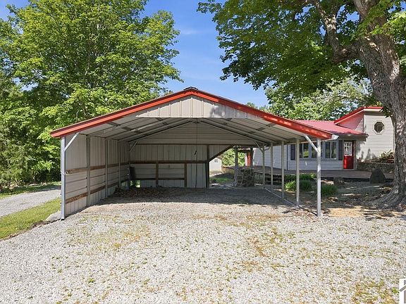 5th image of 70 B M Blankenship Ln