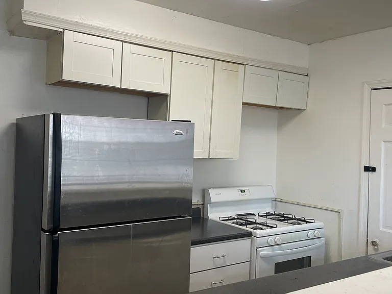 2901 N Broom St #2 — Photo 2