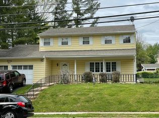 79 Clover Hill Dr, Flanders, NJ 07836