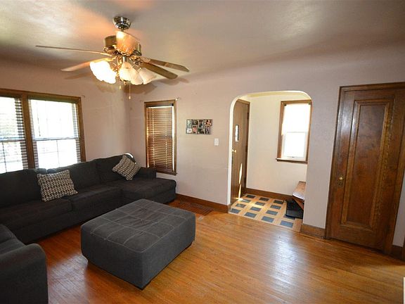 3rd image of 2419 Jones St #2417