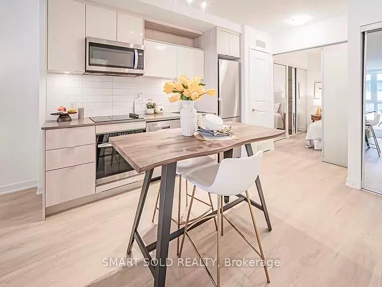 100 Dalhousie St #411 — Photo 18
