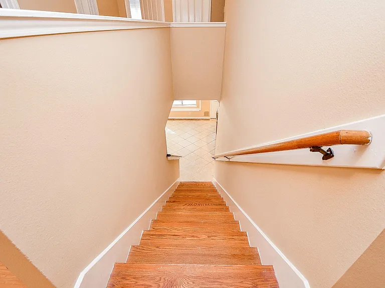 21219 Flat Creek Ln — Photo 18