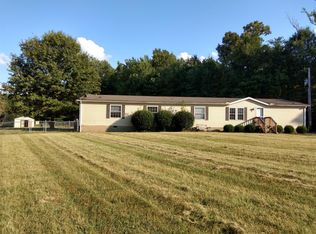 2004 Ross Rd, Cedar Hill, TN 37032