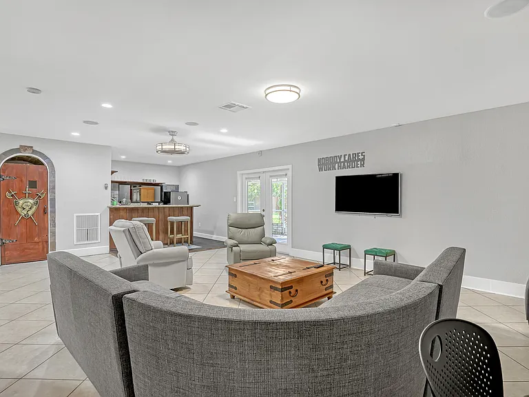 10780 Anderson Ln — Photo 60