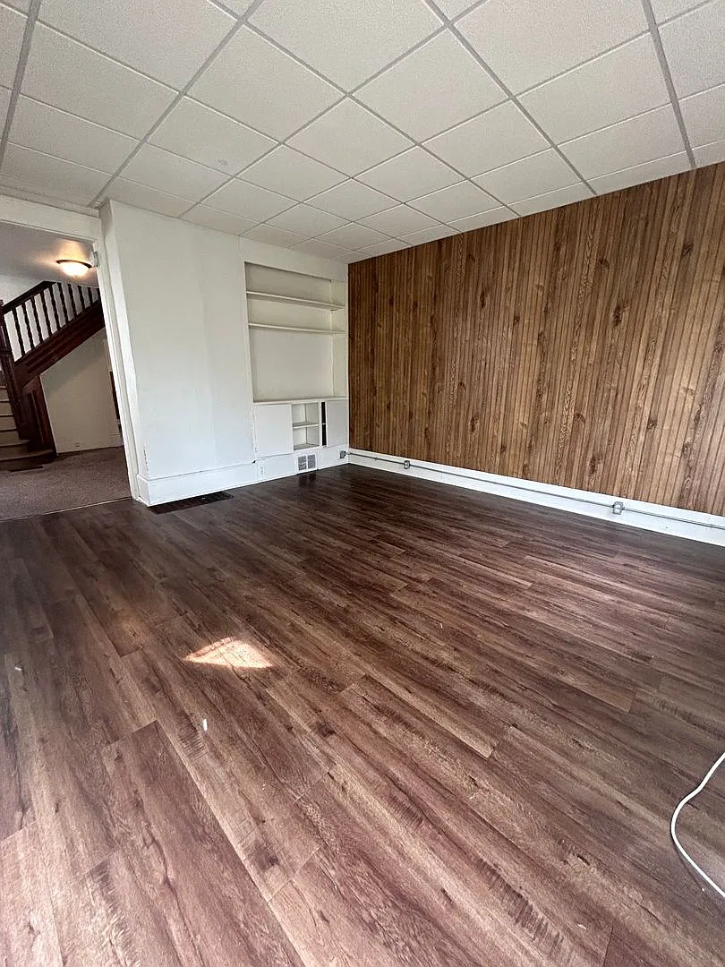Large 3 Bedroom Apartment Near Mayo and UWl — Photo 4