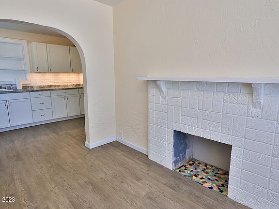 2nd image of 108 Murray Way