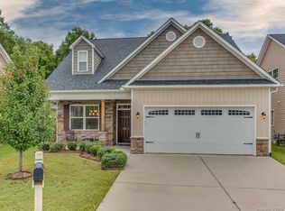 101 Foxtail Ct #9, Hendersonville, NC 28792