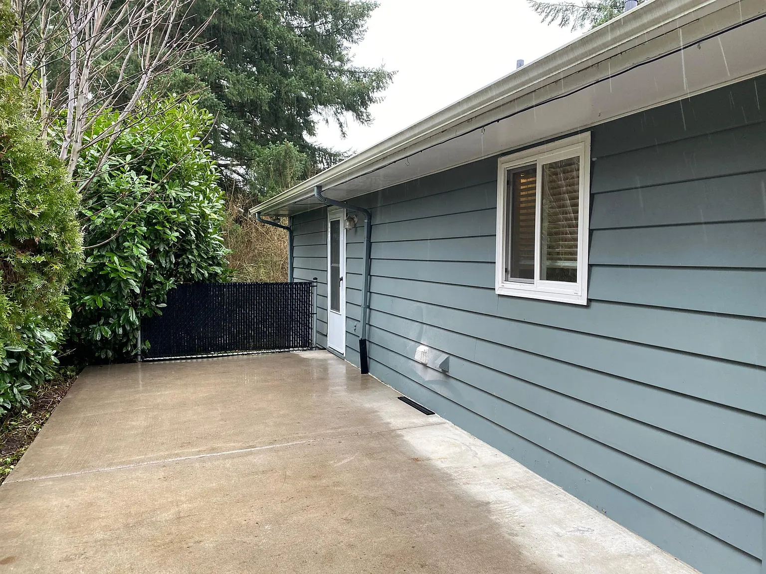 3 bed, 1850 sqft, $3,200 — Photo 3