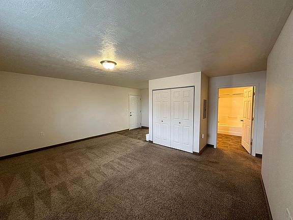 5th image of 5012 4th Ave N #1