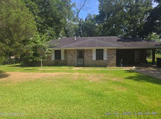 5709 Fairchild St, Jackson, MS 39209