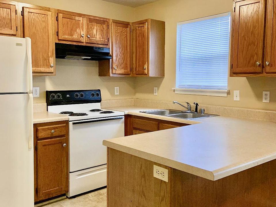 1st image of 2055 Stonehenge Ave