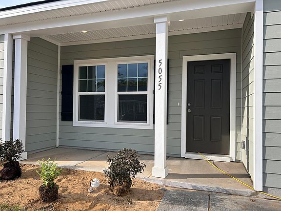 2nd image of 5055 Blackberry Ln