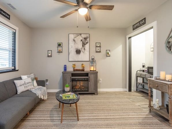 2 Aragona Blvd #250