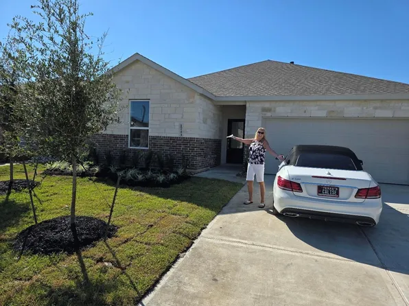 1743 Magnolia Jade Ct, Crosby, TX 77532