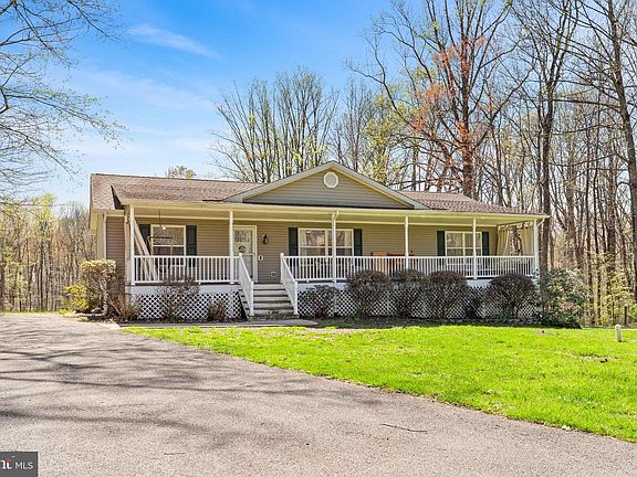 2nd image of 458 Tonys Rd