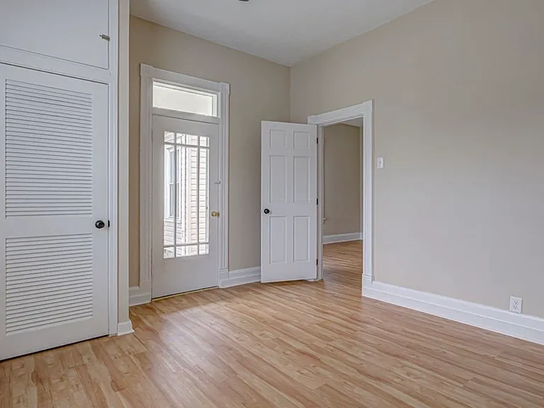 837 Franklin St — Photo 7