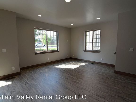 5th image of 2730 Cobblestone Pl Unit B