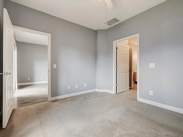 Cross Lake Apartments — Photo 26
