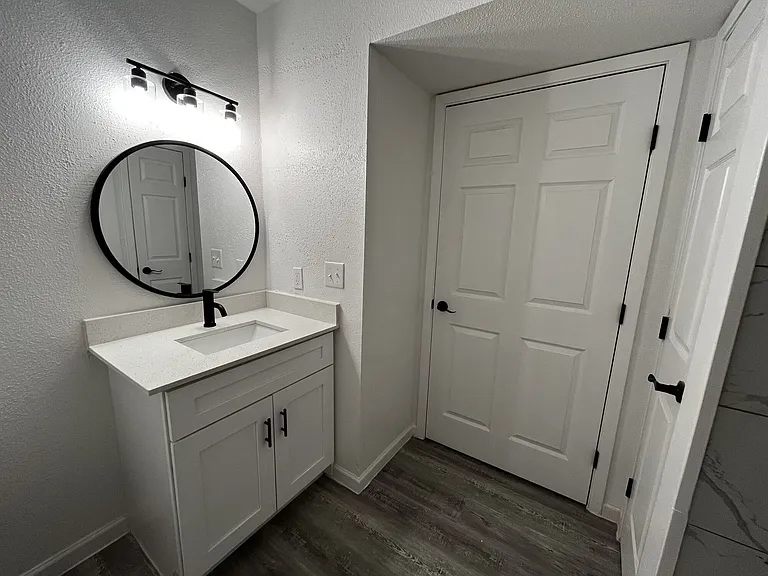 Grapeland Apartments — Photo 18