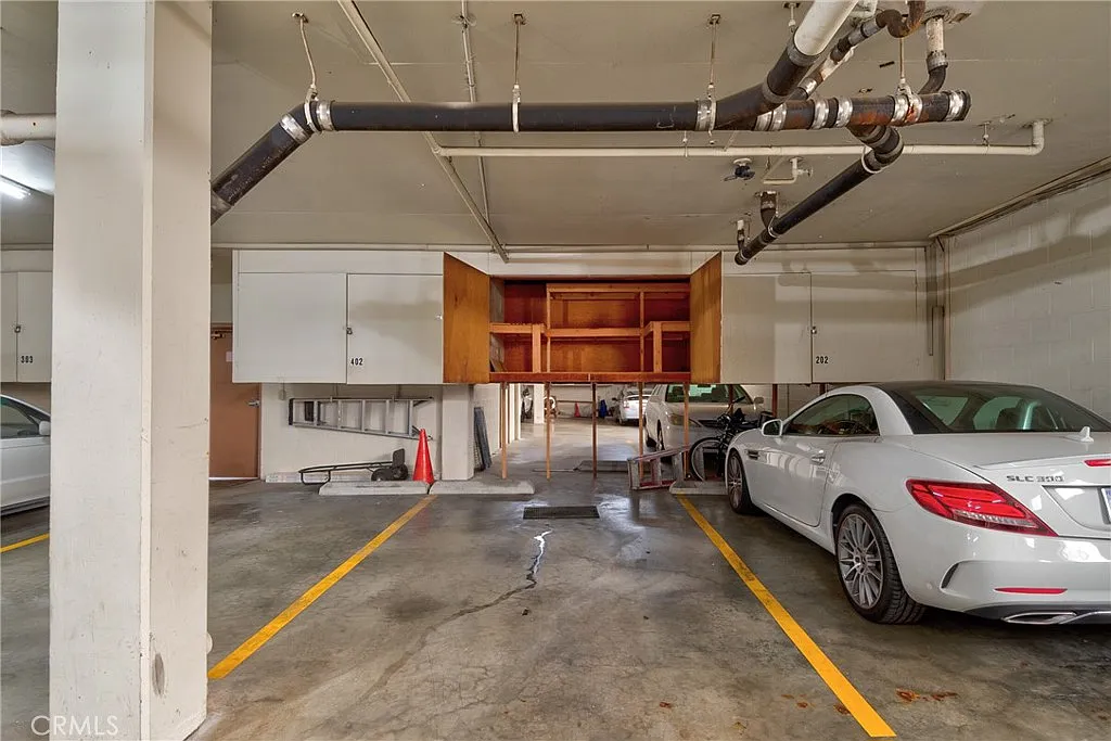 1 bed, 778 sqft, $2,595 — Photo 3