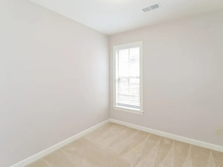 6832 Lagrange Grove Dr — Photo 12