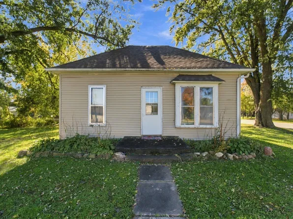 424 E Jackson St, Shell Rock, IA 50670