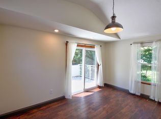 2180 S Smith Rd, Bloomington, IN 47401