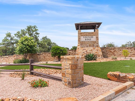 3rd image of LOT 88 Axis Circle LOT 88