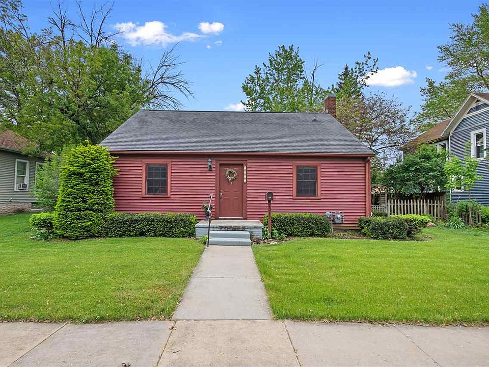 1015 E Main St, Washington, IA 52353 Zillow