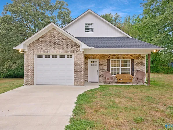 624 Elrod Cir NW, Hartselle, AL 35640